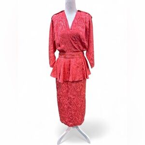 Vintage 80s Elegant Patterned Women’s Peach Dress